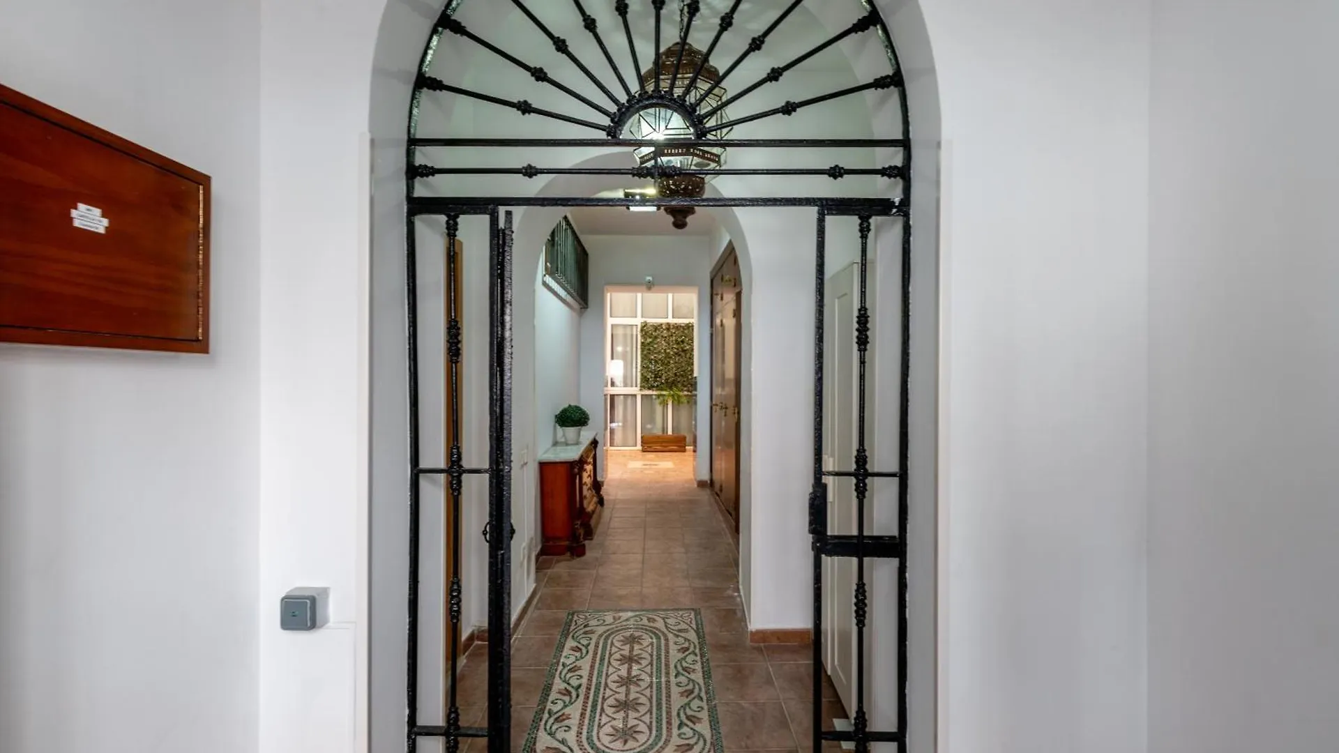 Apartman Estudio Ideal Para Parejas En Triana! Sevilla